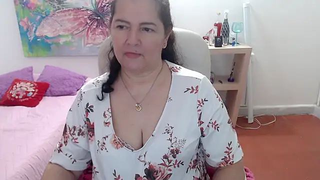 leonela_69 live sex cam