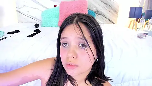 thamiina_ live sex cam