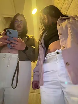 andra_rose live sex cam