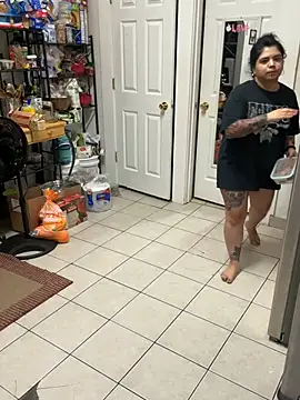 kimmiakiss22's cam snapshot