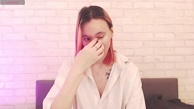 Ericha_Stone's cam snapshot