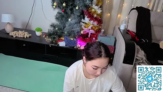 ColettaMejias live sex cam