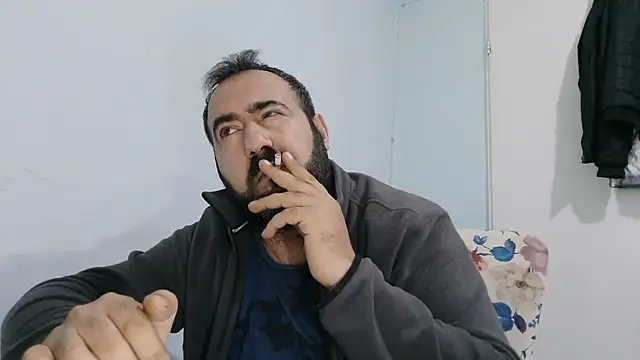 big_snakee live sex cam