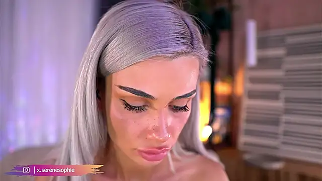 Serene_Sophiex live sex cam