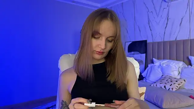 _Vikky_Moon_'s cam snapshot