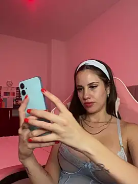 LolaSB's cam snapshot