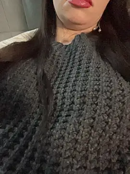 CurlyLara live sex cam