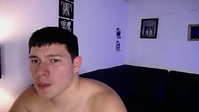 JamesCr_ live sex cam