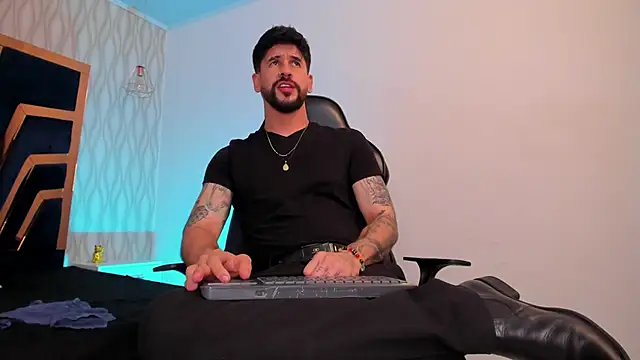 Petesevans live sex cam