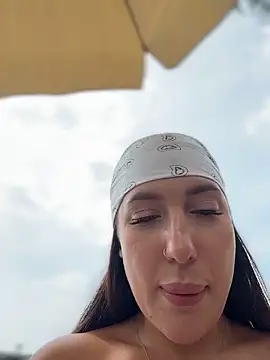 AleksandraRich's cam snapshot