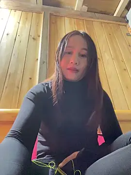 phungtiti live sex cam