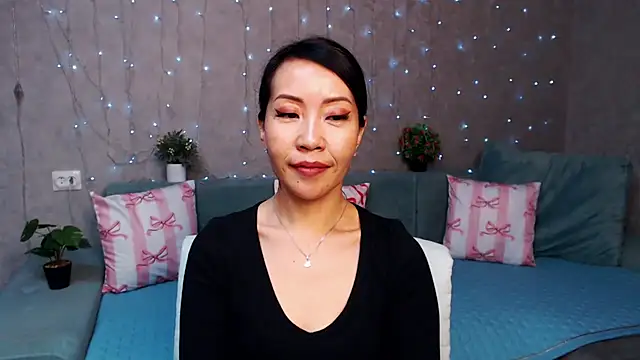 LiaPak's cam snapshot