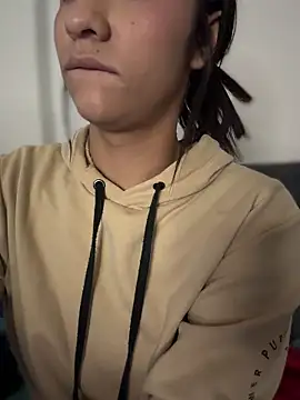 Isabella-Teen's cam snapshot