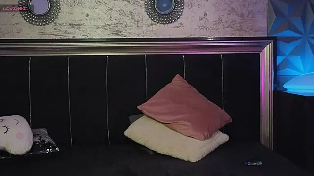 Tarra_Star's cam snapshot