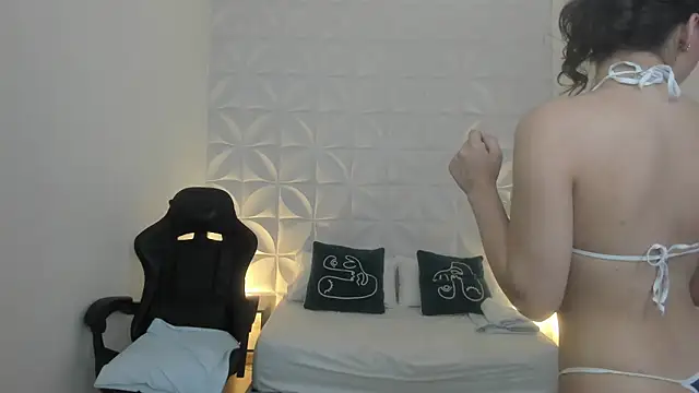 valeryn__rosse's cam snapshot