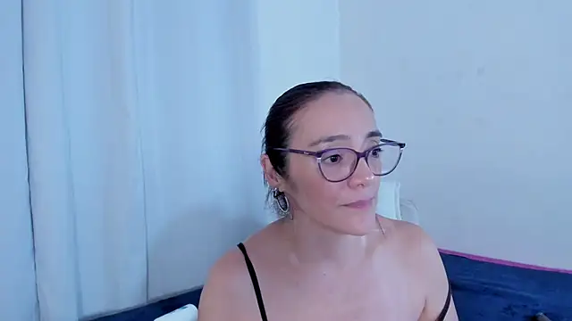 Jessica_Herrera_'s cam snapshot