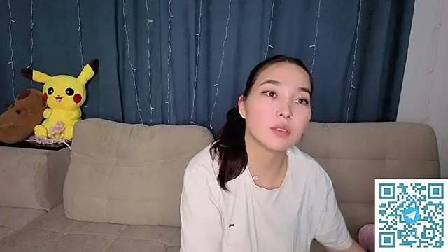 ColettaMejias live sex cam