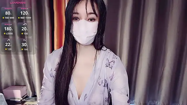 NolanMia live sex cam