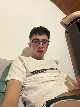 CamiRojas_boy live sex cam