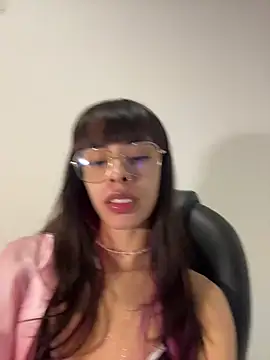 Doll_Luna_'s cam snapshot