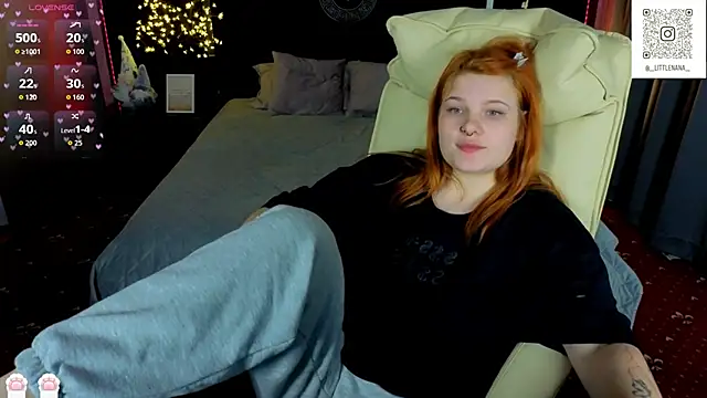 Clumsy_Nana's cam snapshot