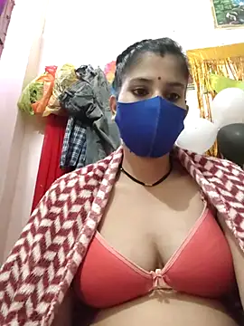 Maahi-Queen's cam snapshot