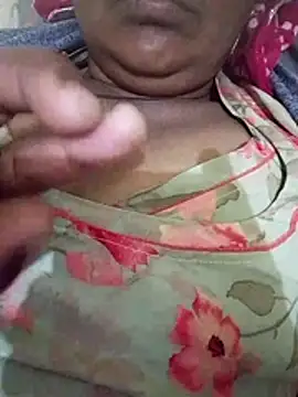 aunty_sumy live sex cam