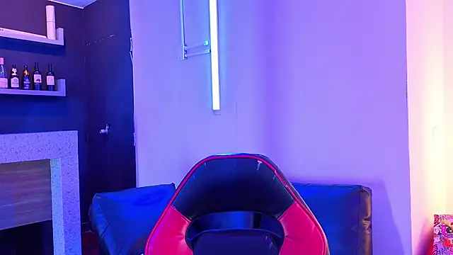 nova_salvatore live sex cam