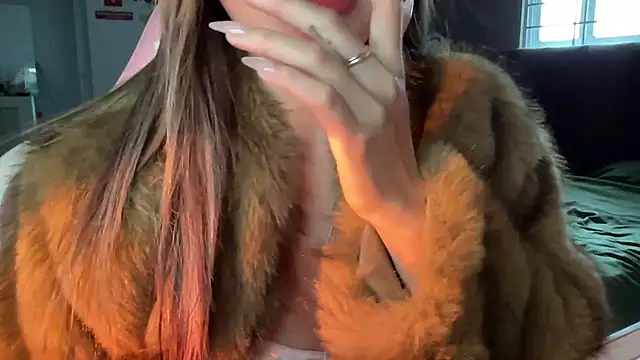 Min_sara69 live sex cam