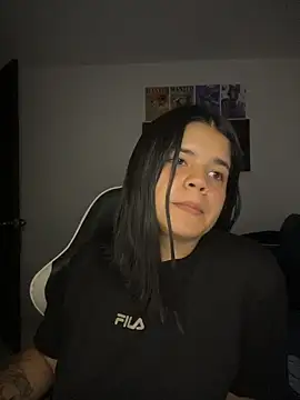 2Angela_'s cam snapshot