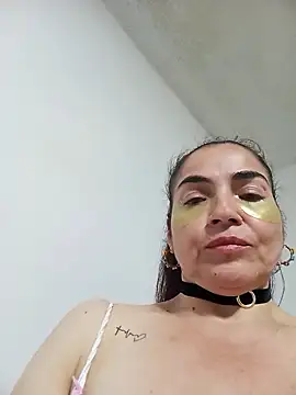 MaryRoze_'s cam snapshot