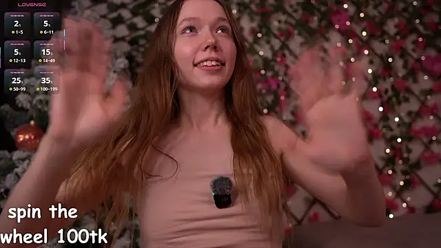 Petite_Polly's cam snapshot