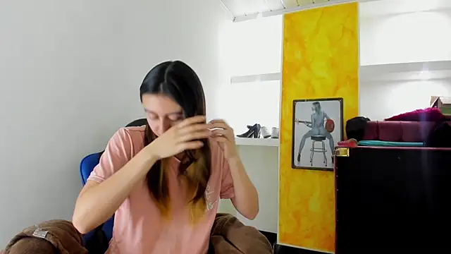 lala_clark's cam snapshot