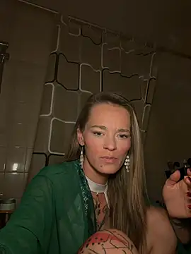 vinique99's cam snapshot