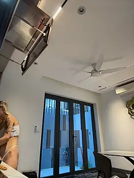 -Sexy_Barbie-'s cam snapshot