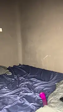 mila_mils18's cam snapshot