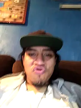 AlexAlejandro13's cam snapshot