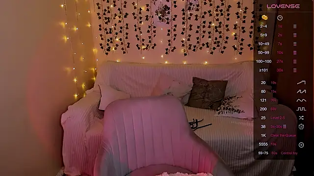 AnyaTaylor_'s cam snapshot