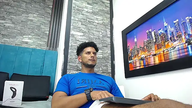 Chris_Dick23 live sex cam