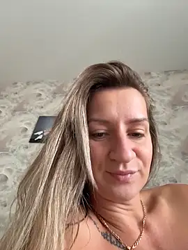 EvvaMur's cam snapshot