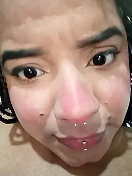 tina_tinitaa live sex cam