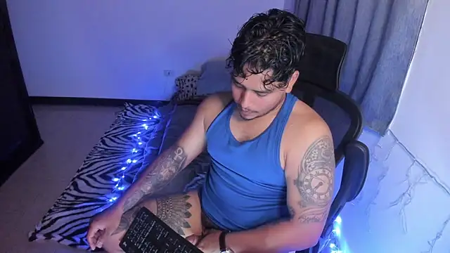 maxflurry_ live sex cam