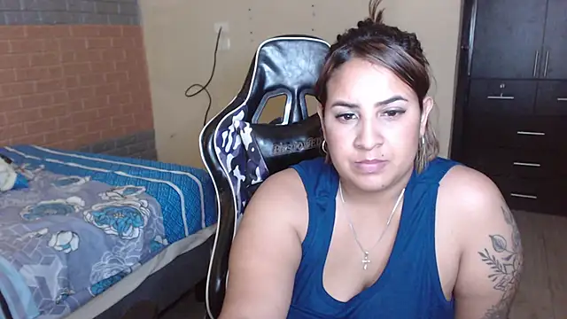 KathyHardcore69 live sex cam