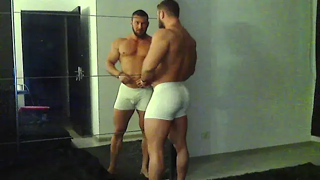 muscularkevin live sex cam