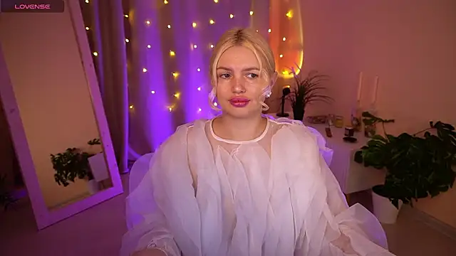 AmeliaWeells's cam snapshot