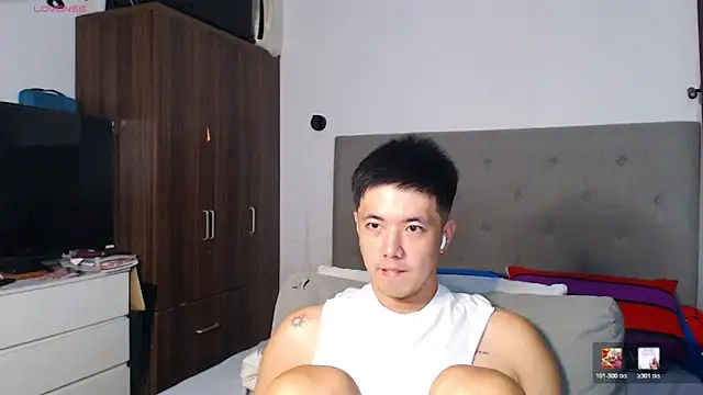 Addictiveboi live sex cam