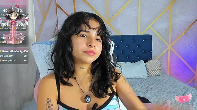 _vaiolet_owo's cam snapshot