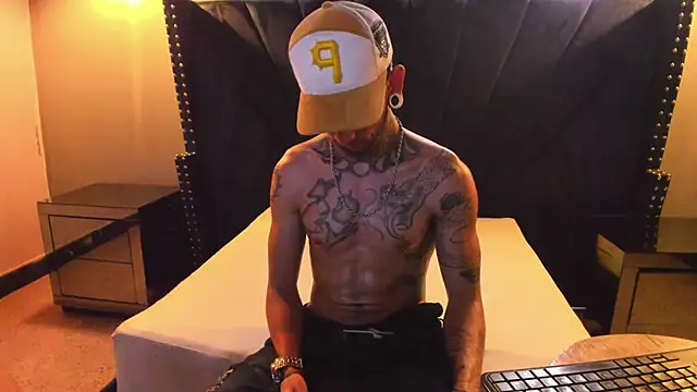 axel_valtier's cam snapshot