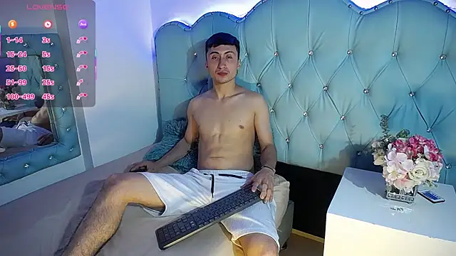 Oliver_Benedetti's cam snapshot