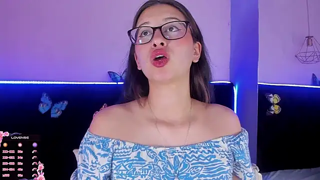 Anastasia_Whitee's cam snapshot